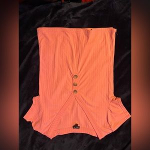 Pink t-shirt, rue 21, size L